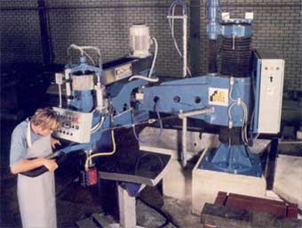 Profile milling machines